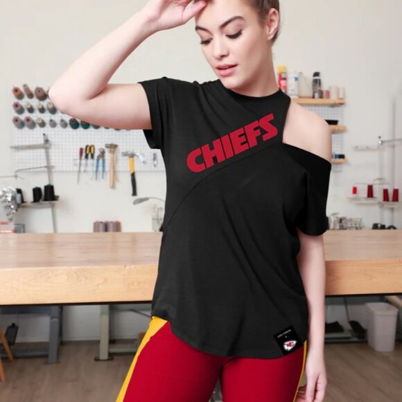 NFL Pants - Kansas City Chiefs Kiya Tomlin x NFL women’s size medium leggings